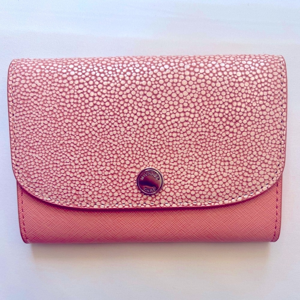 Michael Kors Pink grained Leather Wallet with removable Card holder insert
